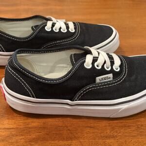 vans authentic kids size 1.5 black
